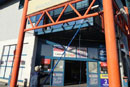 Mycie reklam, pylon�w